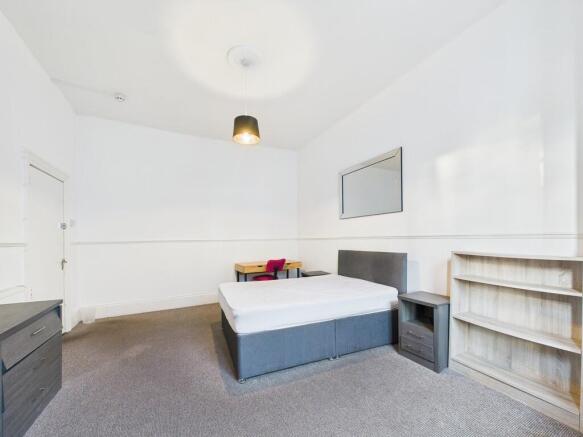 CAM02089G0-PR0615...