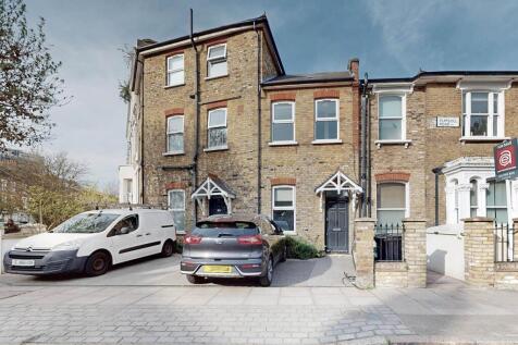 St. Thomas's Road, London