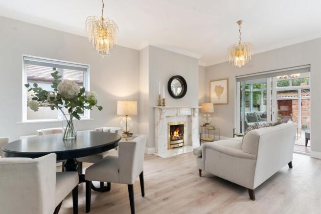 Living / Dining Area