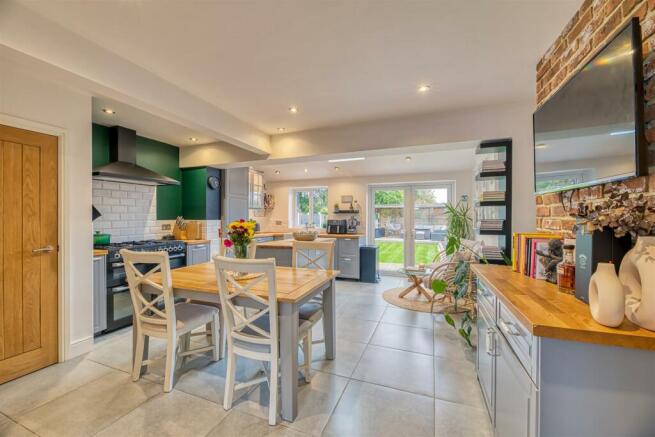 Kitchen/Family Room