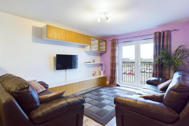 Kitchen/Living Area