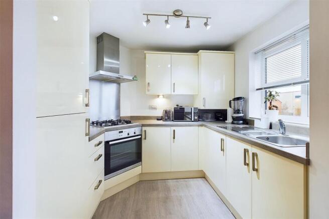 Kitchen/Living Area