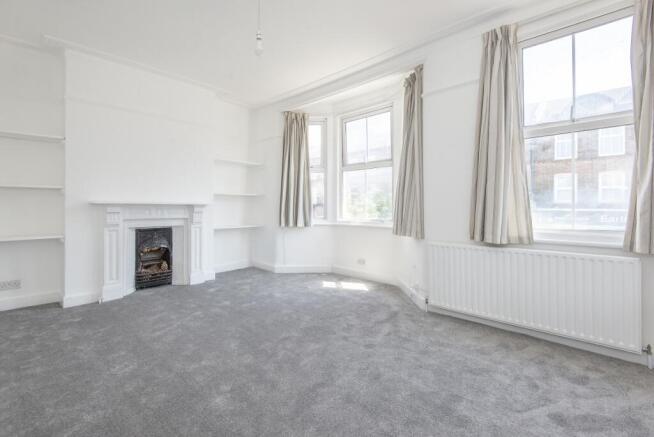 First-Floor-Flat-...