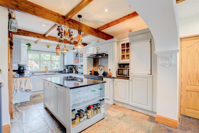 26 Lloyd Hill (51).jpg