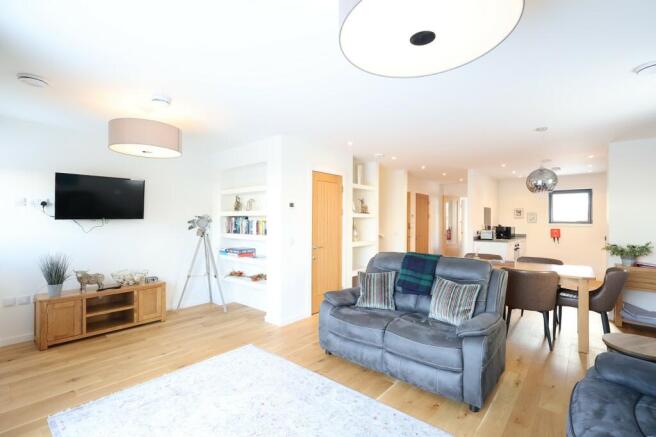 Lounge Additional