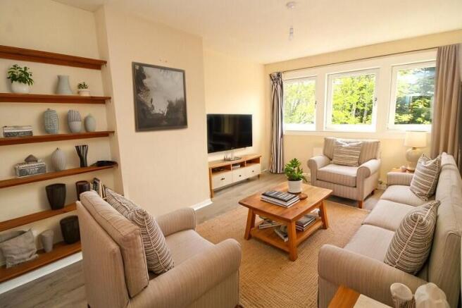 Lounge - STAGED
