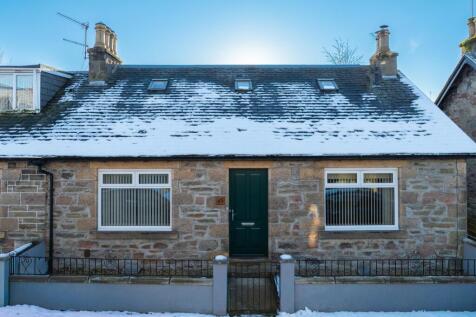 45 Crown Street, Crown, Inverness. IV2 3AY