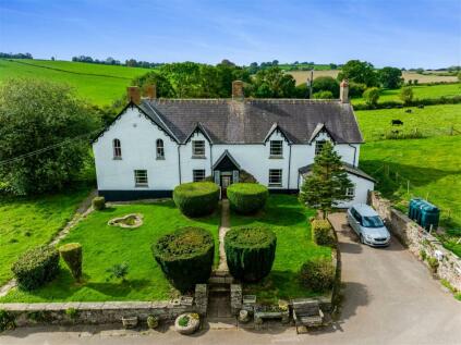 Abergavenny - 5 bedroom farm house for sale