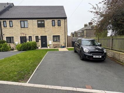 Bronte Court, Thornton, Bradford