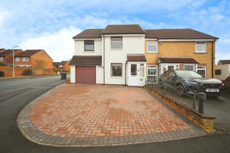 Mayfield Close, Bromsgrove, B61