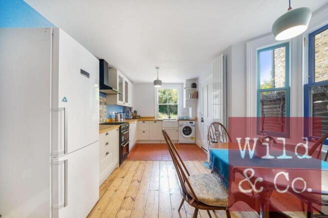 Roding Road - cmVCvNIHxxmC0H8NUUzc.jpg