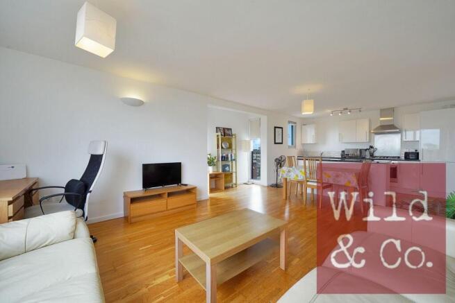 Maun House - H1x1565yc5B6CXp9q9Uc.jpg