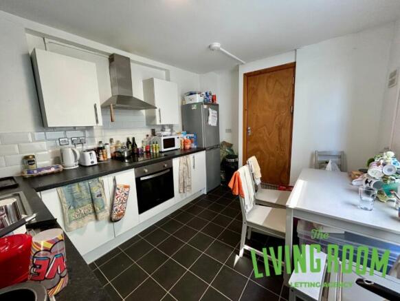 Kitchen 1