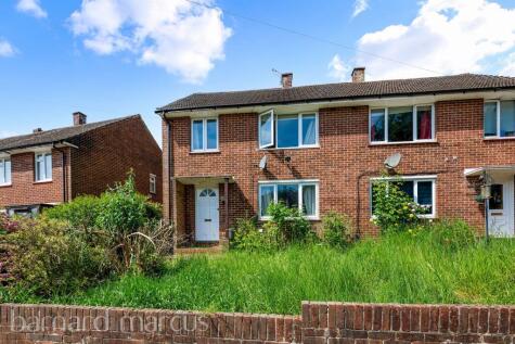 Dennis Close, Redhill