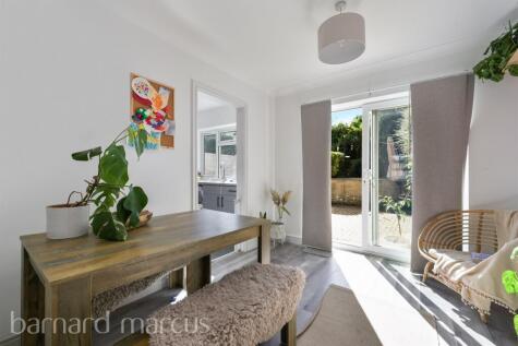 Woodcrest Walk, Reigate