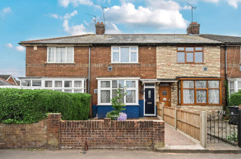 Luton Road, Dunstable, Bedfordshire