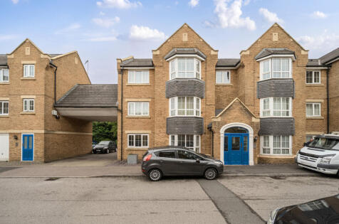 Luton Road, Dunstable, Bedfordshire