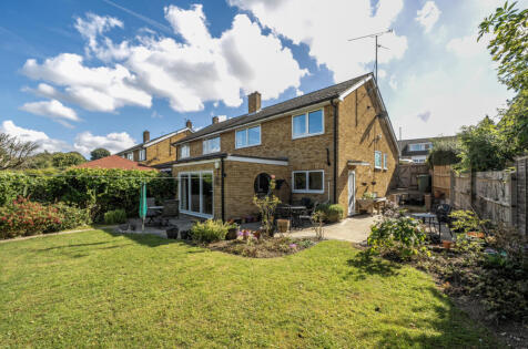 Bibshall Crescent, Dunstable, Bedfordshire