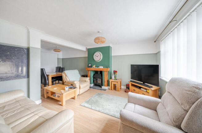 1370416-16-68f63d...