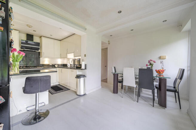 1395408-11-69692b...