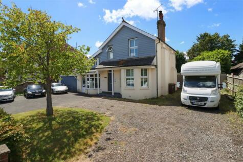 Polegate - 3 bedroom detached house for sale