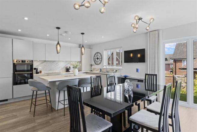 Spacious Kitchen Diner