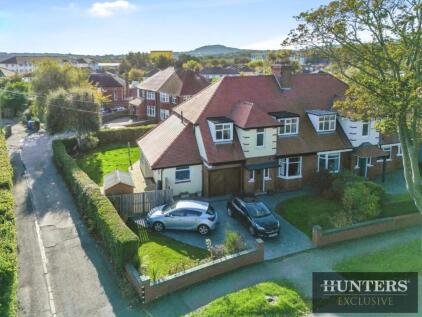 North Cliff Avenue, Scarborough