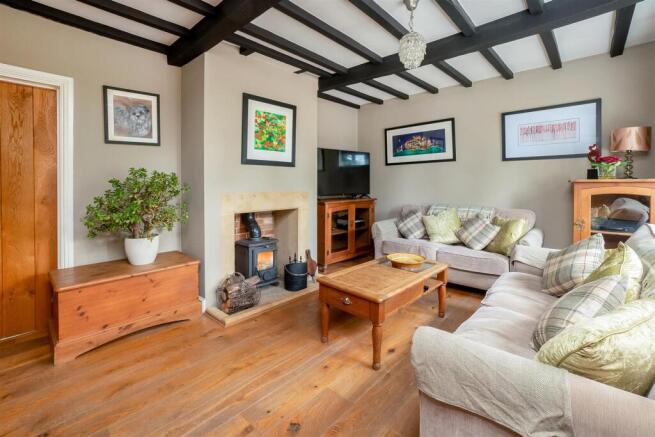 2 Station Road - 1807 - 5.jpg