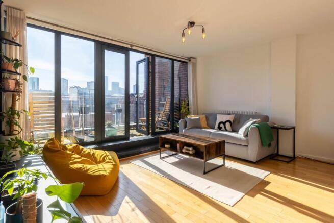 Lounge/kitchen
