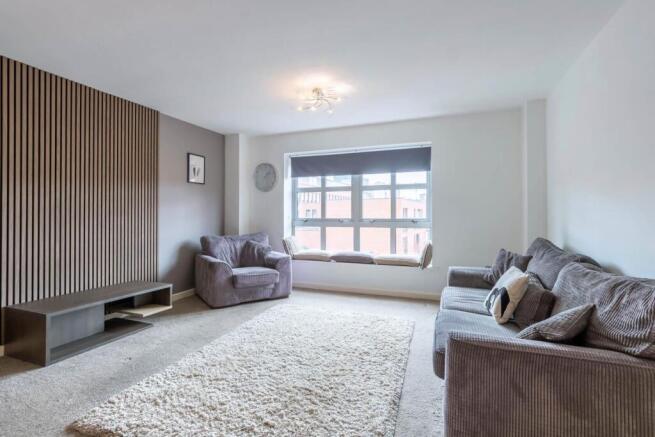 Living/dining room