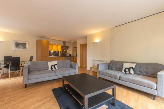 Living/dining Area
