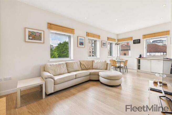 Living/dining room