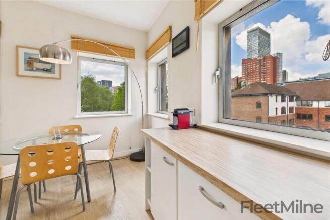 Living/dining room