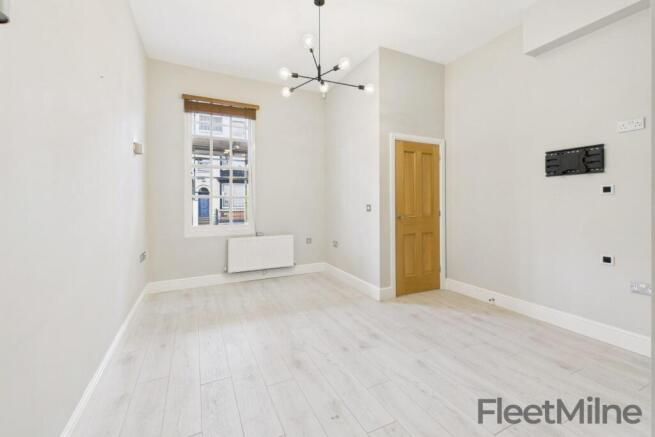 Living/dining room