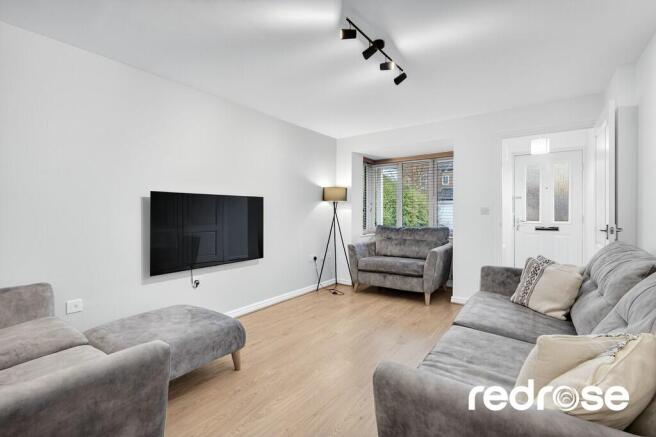 web_7 Bamburgh Dr...