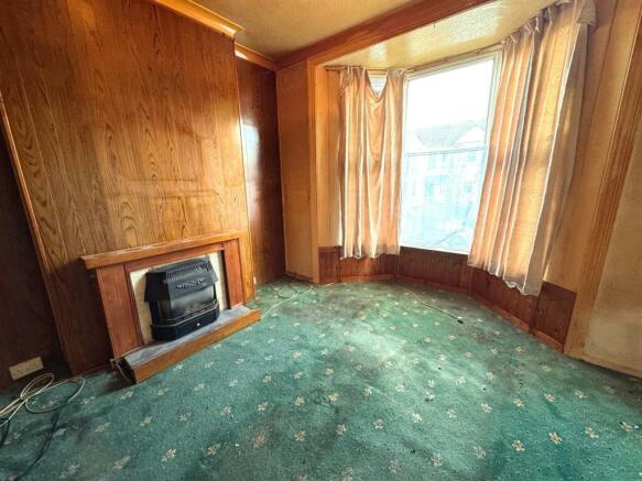 LOUNGE.jpg