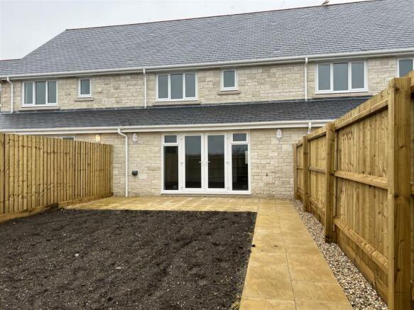 Plot 77 rear.jpg