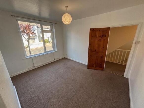 Bedroom 1.2.jpg