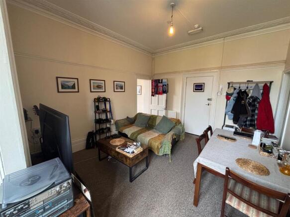Living Room 1.4.jpg