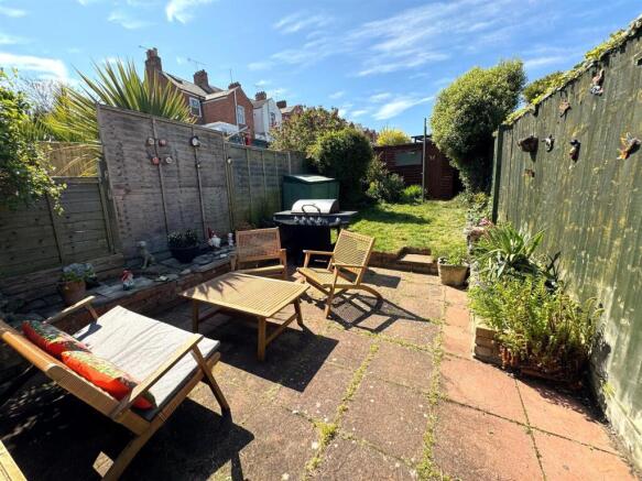 GARDEN 1.jpg