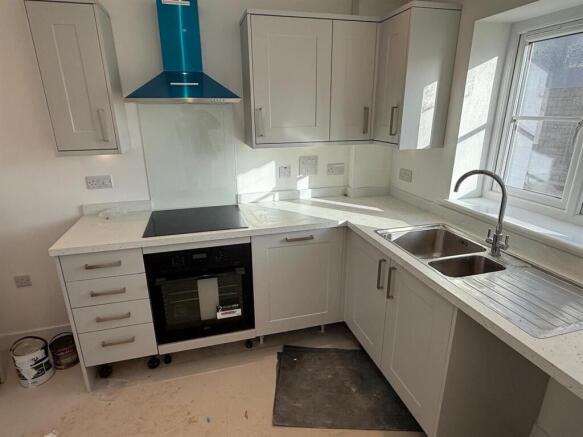 Plot 362 kitchen.jpg