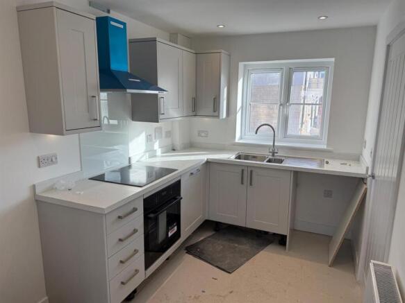 Plot 362 kitchen 2.jpg