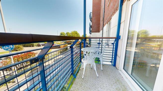 BALCONY.jpg