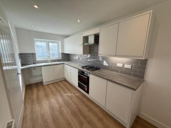 Plot 404 kitchen 1.jpeg