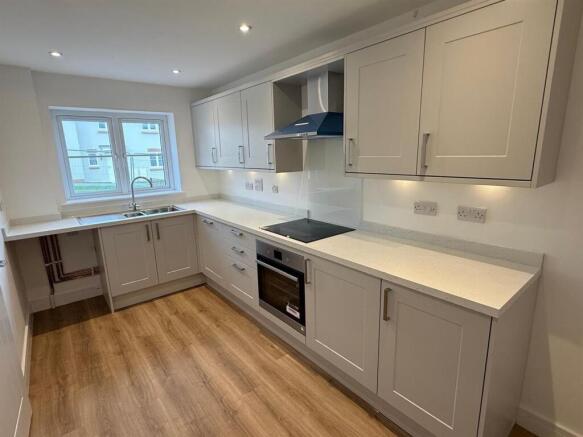 Plot 372 kitchen.jpeg