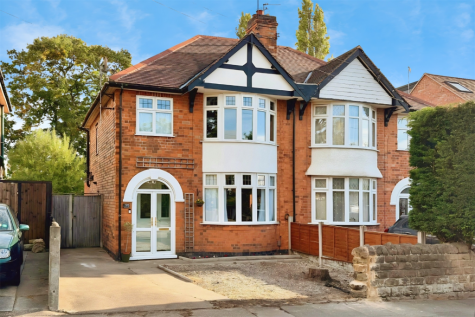 Wollaton Road, Beeston, NG9 2PH