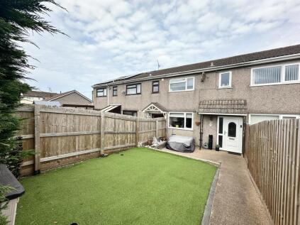 St. Marys Crescent, Rogiet