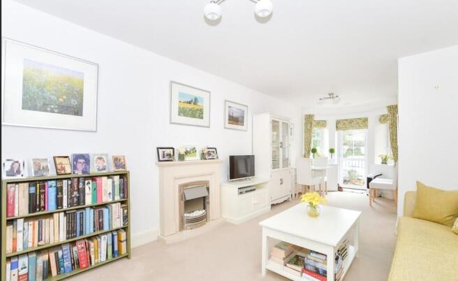 Living Room 2.jpeg