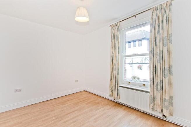 bedroom.jpg