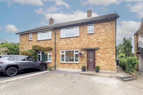 Hampden Place, Frogmore, St. Albans